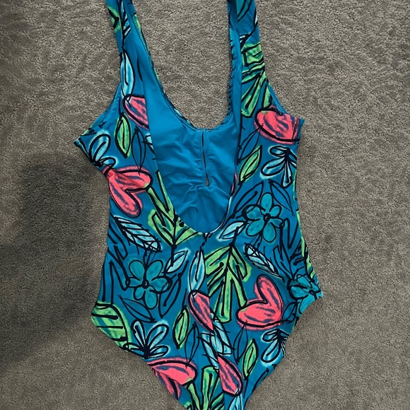 Aerie Graffiti Swimsuit size M - Picture 5 of 6